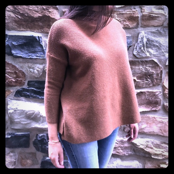 Sweaters - Mock Batwing Turtleneck Dolman Swing Sweater NEW!